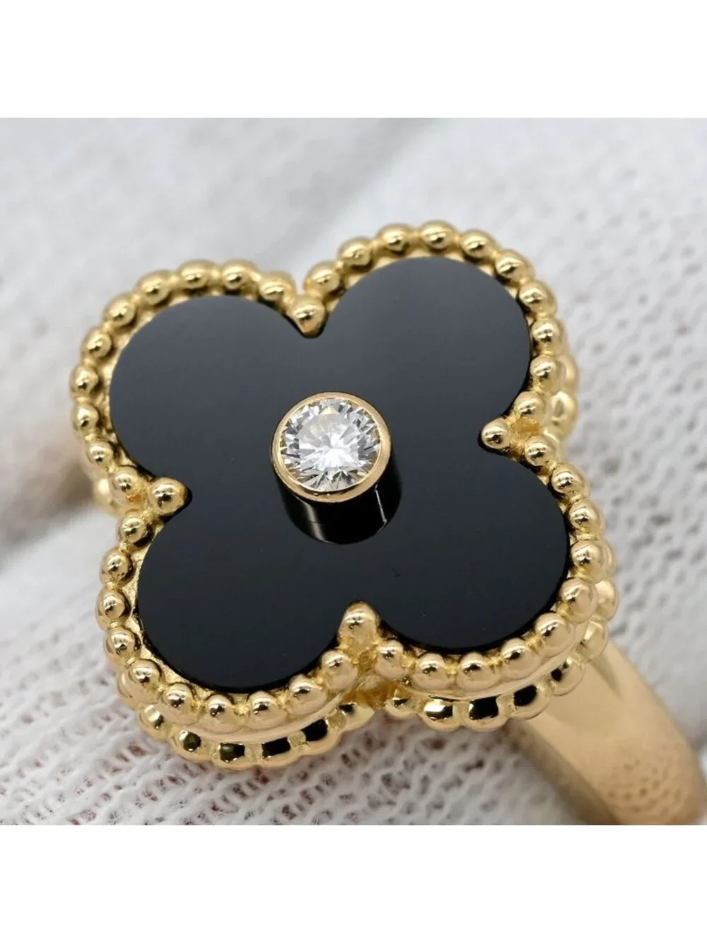 Van Cleef & Arpels Ring Vintage Alhambra Black Yellow Gold 51 Diamond Onyx